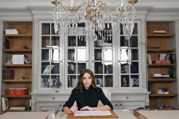 Mehriban Əliyeva Anım günü münasibəti ilə paylaşım edib 