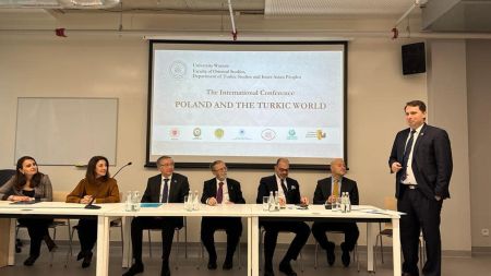 Varşavada “Polşa və Türk Dünyası” mövzusunda konfrans keçirilib