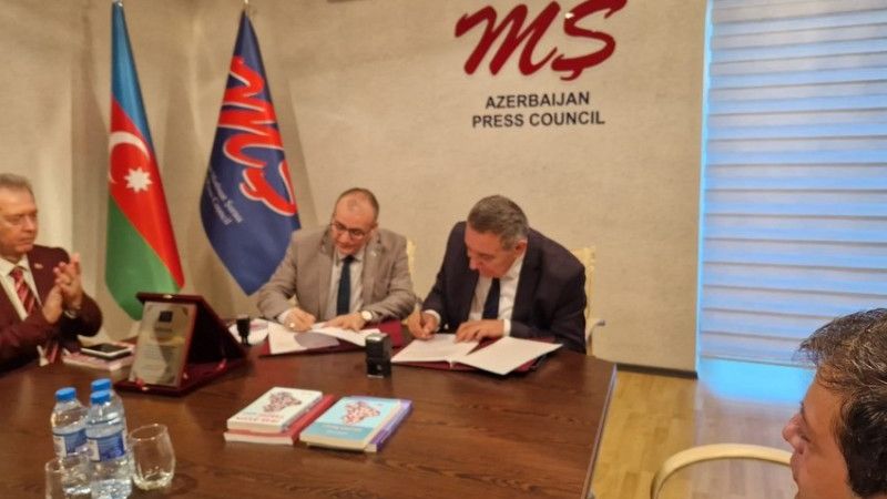 Mətbuat Şurası memorandum imzaladı