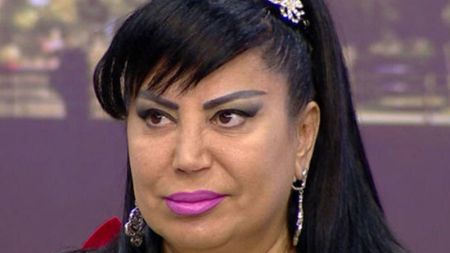 Əməkdar artist xəstəxanadan evə buraxıldı