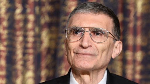 Əziz Sancar AMEA-nın fəxri üzvü seçiləcək