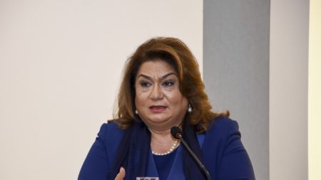 "Erkən nikahların əksəriyyətində axundlar kəbin kəsir" - Komitə sədri