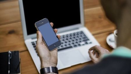 Mobil cihazların qeydiyyat rüsumu azaldılır - BU TARİXDƏN