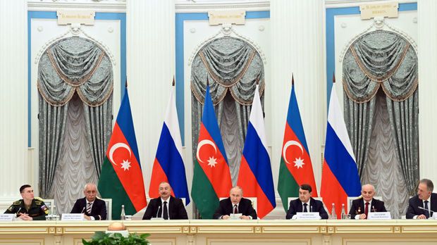 İlham Əliyev və Vladimir Putinin BAM veteranları ilə görüşü olub - FOTOLAR + YENİLƏNİB