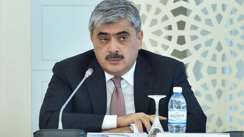 Samir Şərifov: "Büdcədə qeyri-neft-qaz gəlirlərinin payı proqnozu üstələyib"