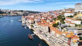 Portuqaliya: dil kurslarının olmaması ukraynalı həkimlərin öz peşələri ilə məşğul olmasına mane olur