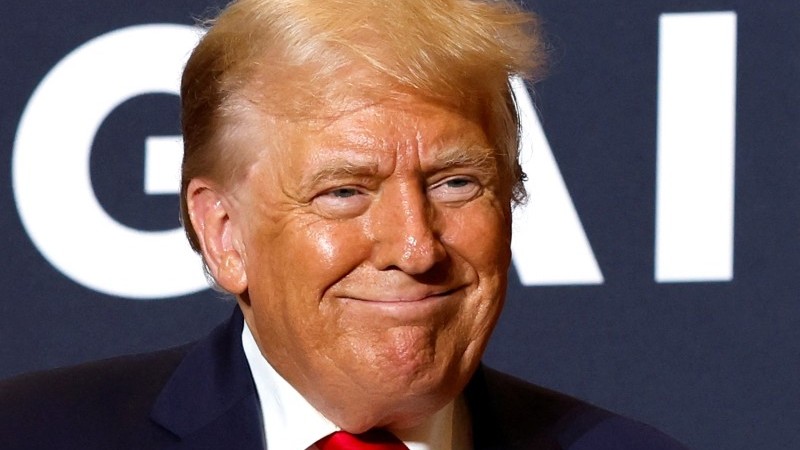 Donald Trampa görə, suriyalılar böhranı həll etmək üçün “özlərinə baxmalı olacaqlar”