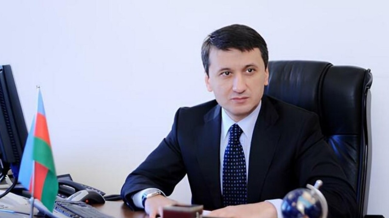 Azər Qasımov Prezidentin Mətbuat katibi vəzifəsindən azad edildi