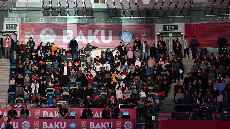 Bakı Böyük Dəbilqə yarışlarının açılış günündə Yaponiya üstünlük təşkil edir