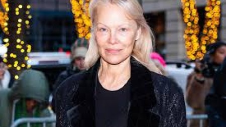 "The Last Showgirl" filmində ən parlaq parlayan Pamela Anderson deyil