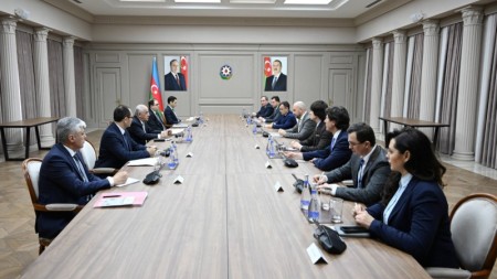 Əli Əsədov Vladimir Bolea ilə görüşüb