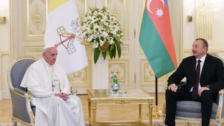 Prezident Roma Papasının ölümü ilə bağlı başsağlığı verdi