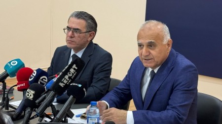 Konstitusiya ilə bağlı media nümayəndələri üçün məlumat sessiyası keçirilib - FOTOLAR