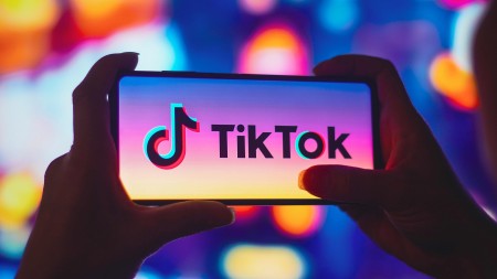 "Siz peşəni təhqir edirsiniz": təqaüdçü tibb bacısı peşəsi haqqında bu TikTok