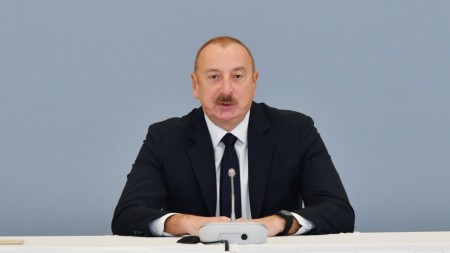İlham Əliyev konfrans iştirakçılarına müraciət ünvanladı
