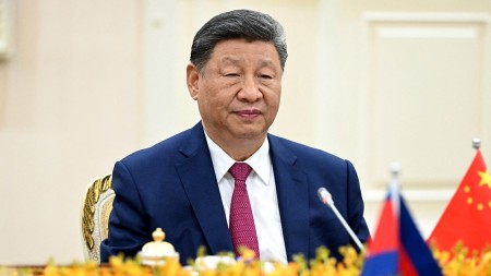 Xi Jinping V-Day üçün Moskvada, lakin AB-Çin yenidən başlamasının əlamətləri güclənir