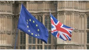 Aİ Vaşinqton və London arasında ticarət sazişini necə şərh edə bilər?