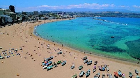 Kanar adaları: Arxipelaqda kütləvi turizmə qarşı etirazlar yenidən başlayır