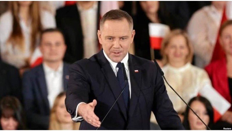 Polşa prezidentliyinə namizədlər Trzaskowski və Nawrocki seçki kampaniyasının yekun mitinqlərini keçirirlər