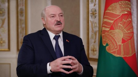 Aleksandr Lukaşenko Pekində Si Cinpin tərəfindən qəbul edilib