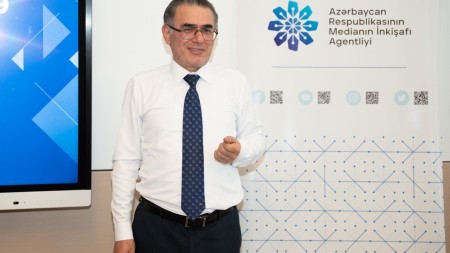 Mətbuatın 150 illiyi ilə əlaqədar seminarlar yekunlaşdı - FOTOLAR