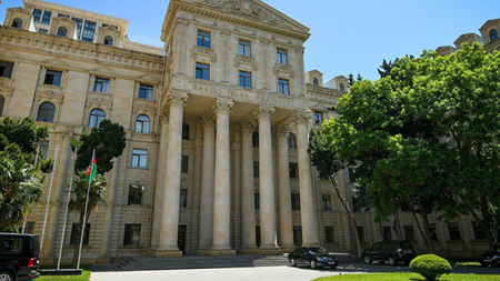 Rəsmi Bakı atəşkəsi alqışlayır