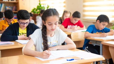 Bölgələrdə lisey və gimnaziyaların sayının artırılması planlaşdırılır