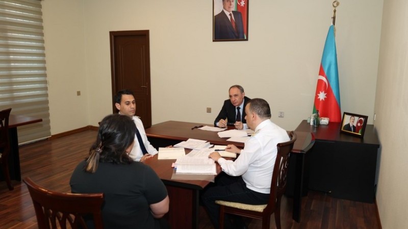 Kamran Əliyev Binəqədidə vətəndaşları qəbul edib