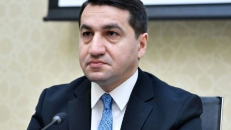 "Sülh sazişinin qüvvəyə minməsi üçün son addım lazımdır" - Hikmət Hacıyev