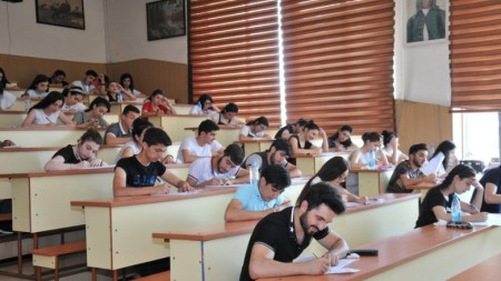 Tələbələrin köçürülməsi prosesinə start verildi