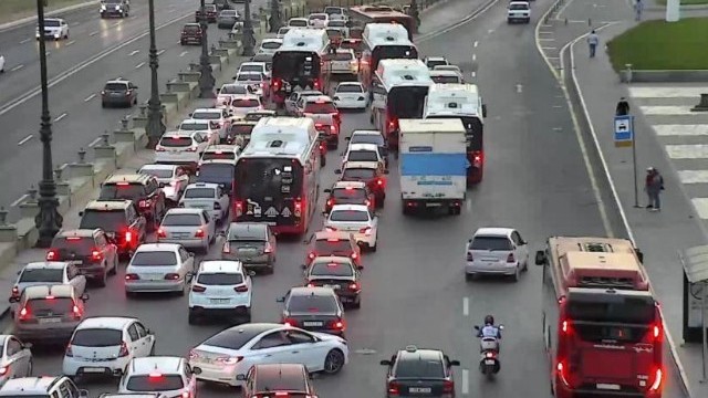 Bu yollarda tıxac var