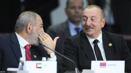Sabah İlham Əliyevlə Paşinyan görüşəcəklər