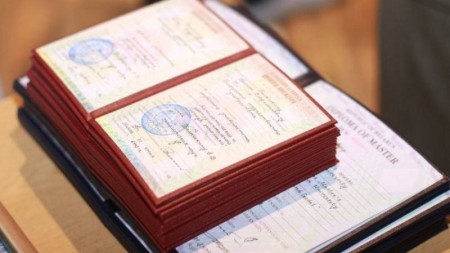 Xaricdə təhsil alan 107 nəfərin diplomu tanınmayıb