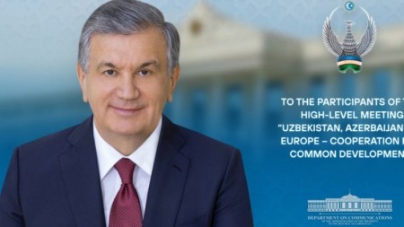 Şavkat Mirziyoyev: Azərbaycan Mərkəzi Asiya ilə Avropanı birləşdirən strateji körpü rolunu oynayır