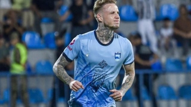 “Zirə” futbolçusunu Vyetnam klubuna icarəyə verdi