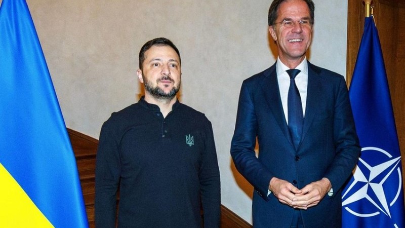 NATO Baş katibi Zelenski ilə görüşüb