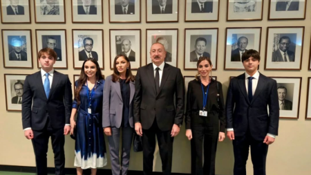 Prezident ailəsinin Nyu-Yorkdan - FOTOSU