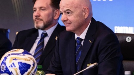 FIFA prezidenti Azərbaycanı TƏBRİK EDİB