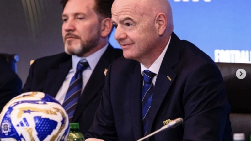 FIFA prezidenti Azərbaycanı TƏBRİK EDİB