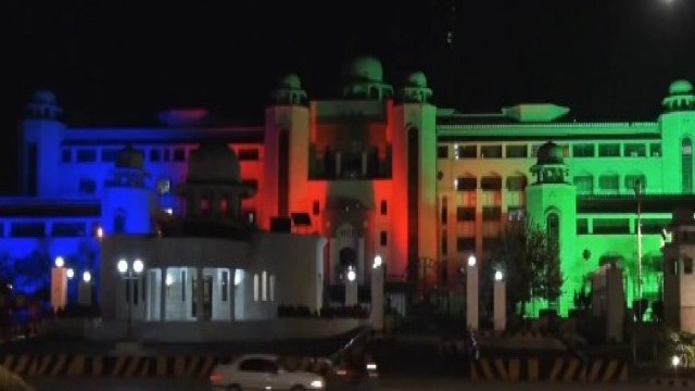 Pakistandan Azərbaycana Zəfər Günü jesti... - VİDEO