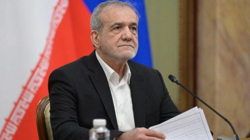 Pezeşkian: "Xalq ac olanda ölkəni idarə etmək mümkün deyil"