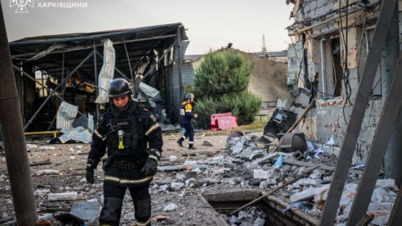 Rusiya Xarkova zərbələr endirib, 3 nəfər ölüb