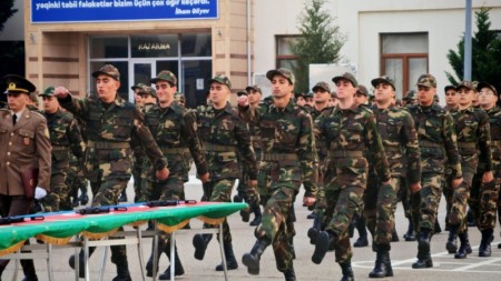 Mülki müdafiə qoşunlarında andiçmə mərasimi keçirilib