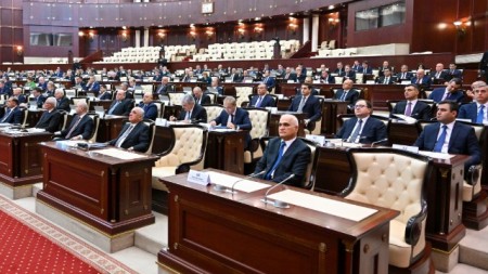 Sabah Əli Əsədov və nazirlər Milli Məclisə gəlir - Büdcə müzakirə olunacaq