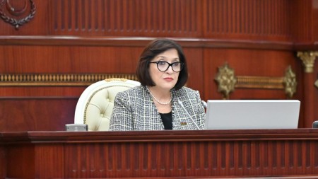 Spiker Milli Məclisin növbəti iclasının vaxtını açıqladı
