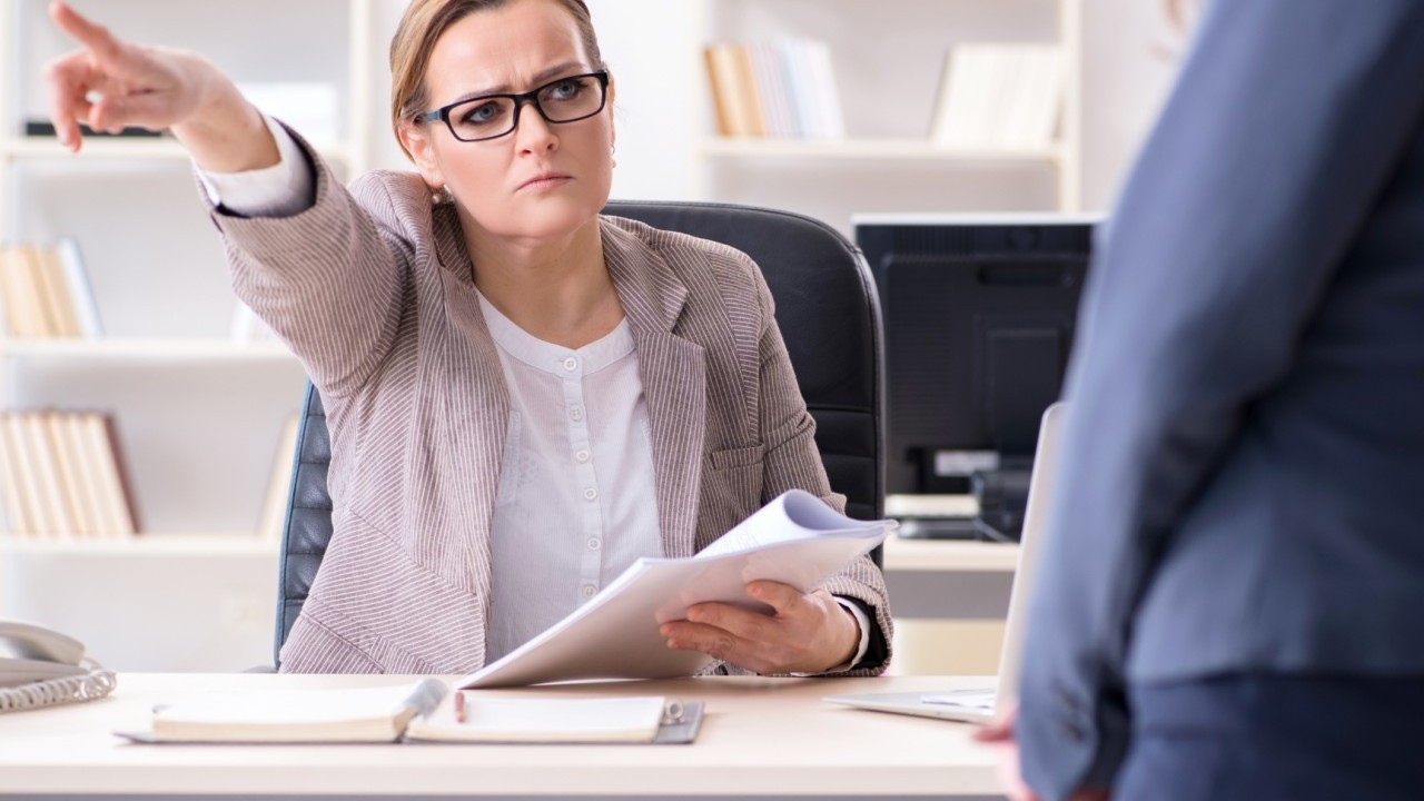 İşçilərin işdən azad olunması qaydalarına dəyişiklik edilir