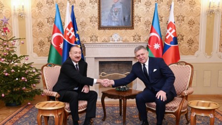 İlham Əliyevlə Robert Fitsonun təkbətək görüşü keçirildi - FOTOLAR