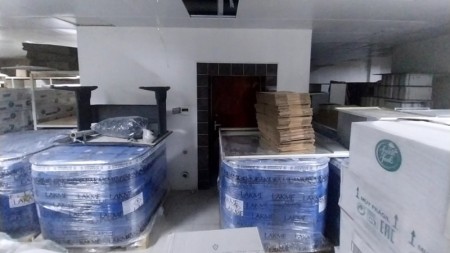 Kosmetoloji vasitələrin satışı anbarının fəaliyyəti dayandırılıb - VİDEO