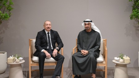 İlham Əliyev BƏƏ-yə getdi - FOTOLAR