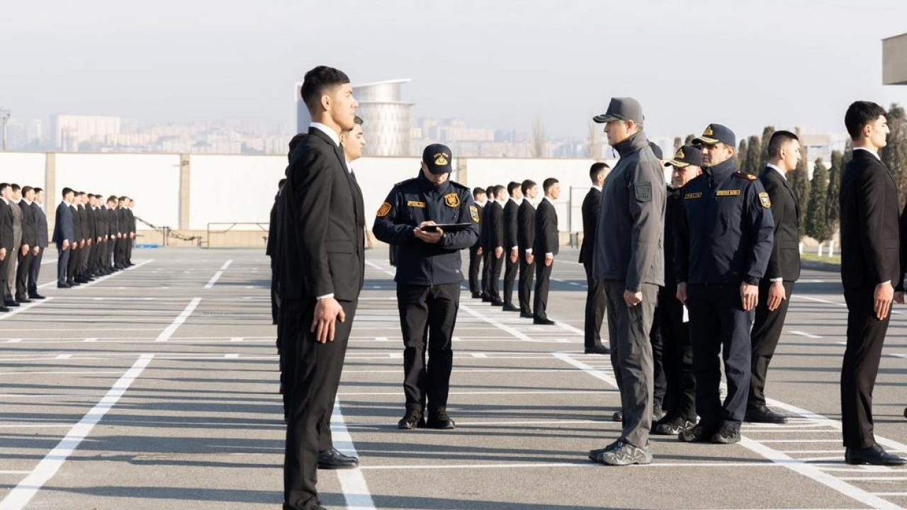 Vilayət Eyvazov gənclərin sırasından seçim etdi - 13 müharibə iştirakçısı polisə qəbul olundu - VİDEO